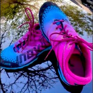 iNov lite women’s size 9 1/2